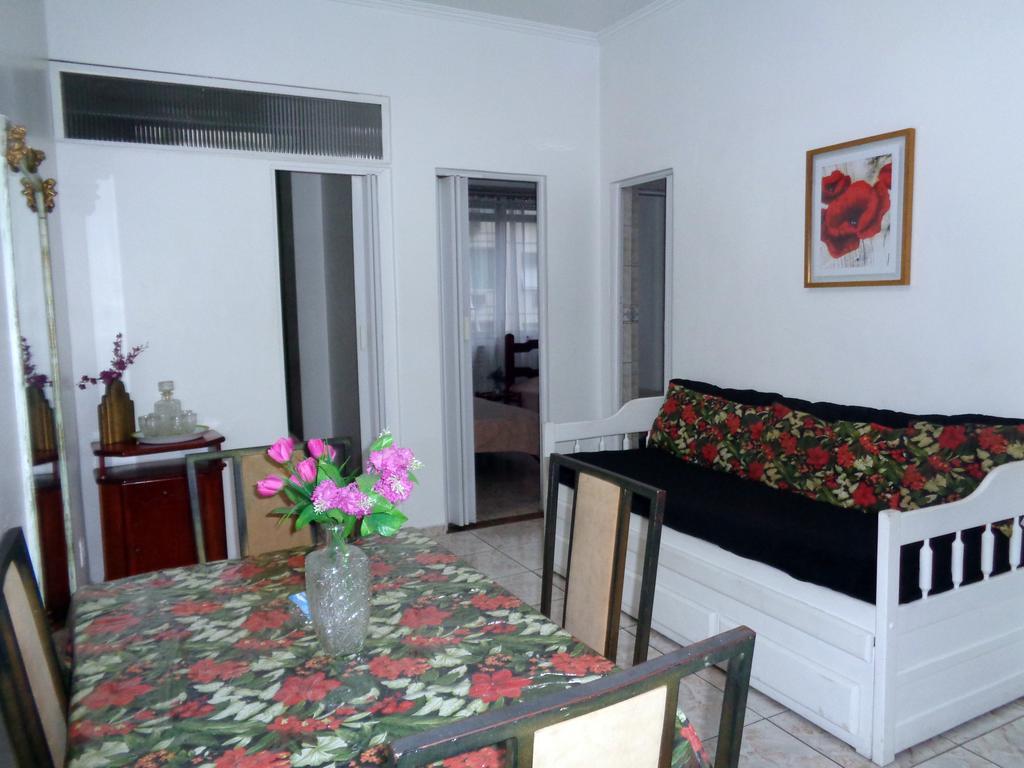 Apartment Lindo E Barato, Av Copacabana 479/301 *