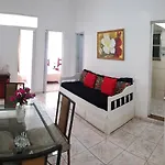 Lindo E Barato, Av Copacabana 479/301